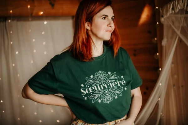 Tee shirt vert « Soeurcière »