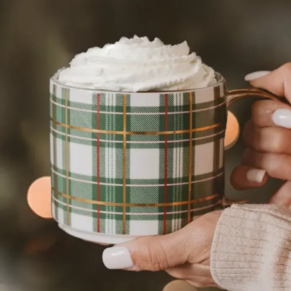 Tasse à carreaux verts