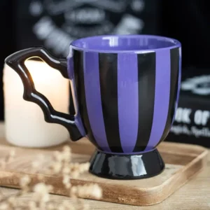 Tasse ailes de chauve-souris violettes